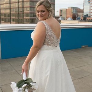 Wedding Dress- Worn once